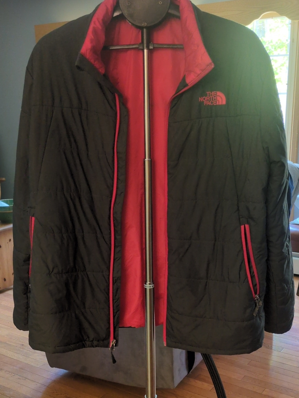 The North Face Men’s Black Jacket with Red Lining